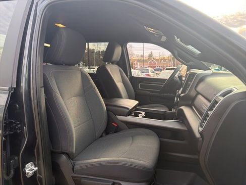 Used 2022 RAM 2500 Big Horn w/ Level A Equipment Group image 18