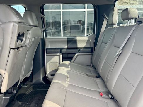 Used 2019 Ford F250 XL w/ Power Equipment Group RWD image 19
