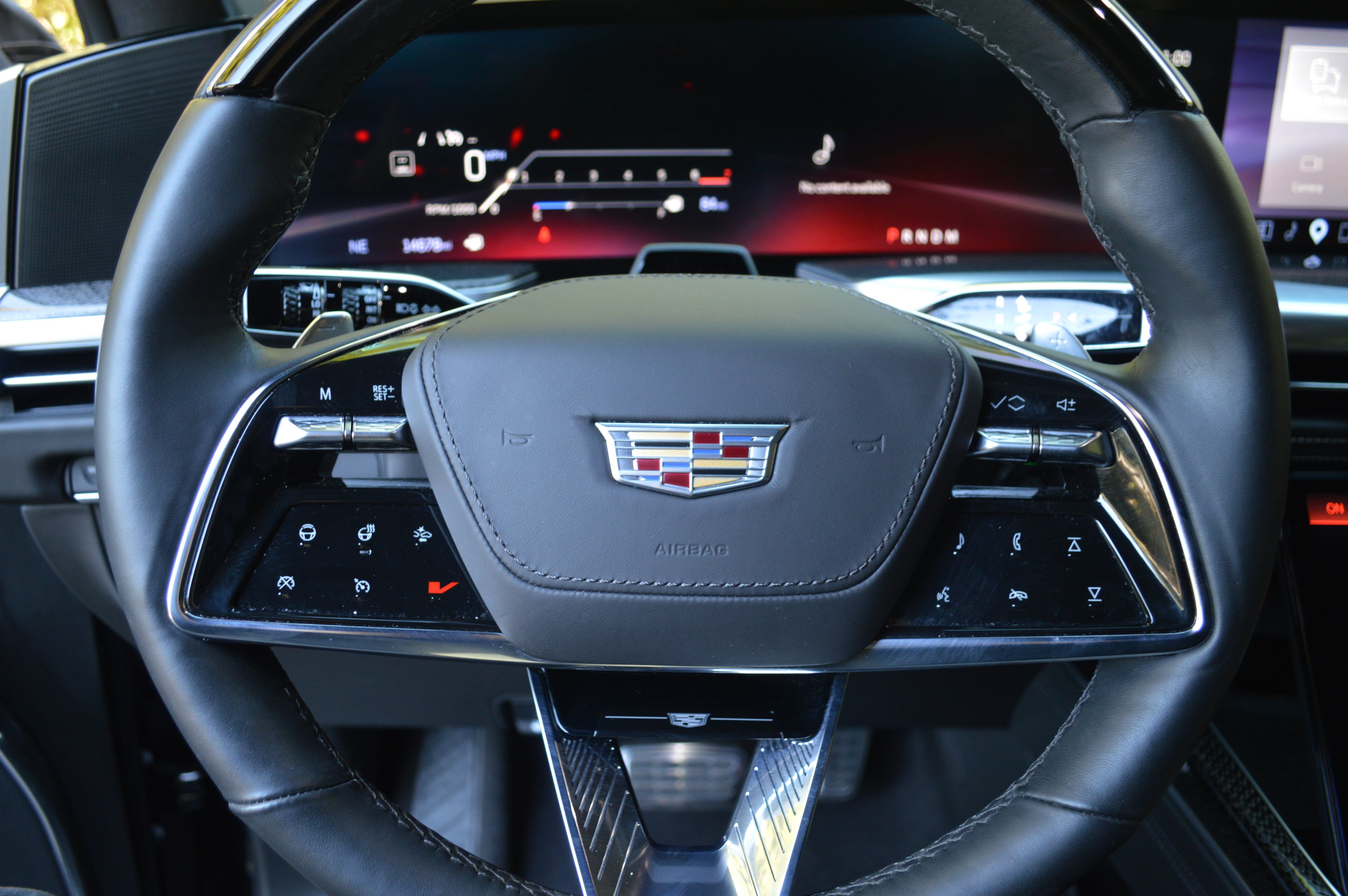 Used 2025 Cadillac Escalade V AWD/4WD image 14