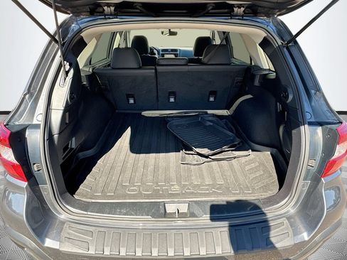 Used 2019 Subaru Outback 2.5i Limited AWD/4WD image 26