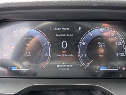 Used 2022 Jeep Grand Cherokee Limited image 32