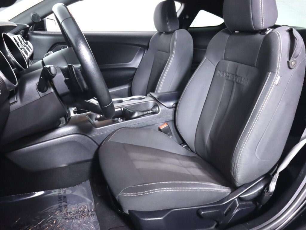 Used 2020 Ford Mustang Coupe RWD image 30