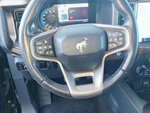 Used 2023 Ford Bronco Outer Banks w/ Sasquatch Package AWD/4WD image 13