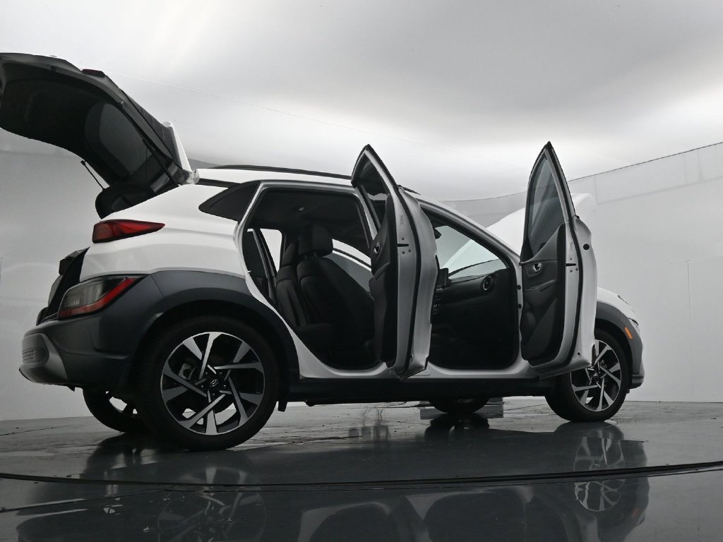 Used 2023 Hyundai Kona Limited FWD image 44