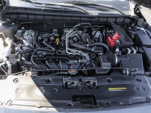 Used 2021 Nissan Altima 2.5 SV FWD image 33