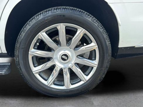 Used 2023 Cadillac Escalade Premium Luxury Platinum AWD/4WD image 18