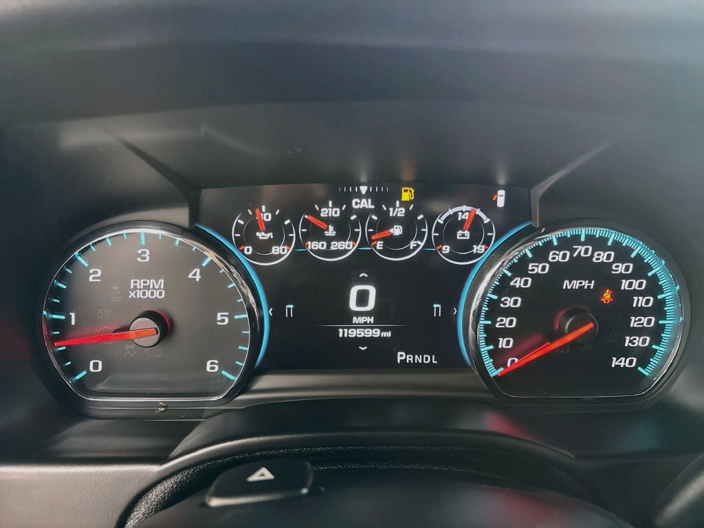 Used 2019 Chevrolet Suburban Premier w/ Premier Plus Edition AWD/4WD image 40