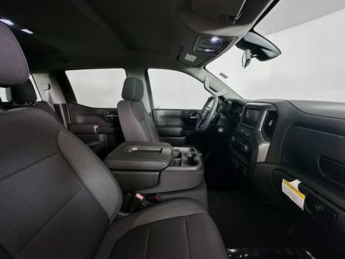 Used 2022 Chevrolet Silverado 1500 Custom w/ LPO, Blackout Package RWD image 26