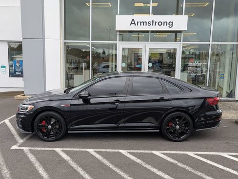 Used 2021 Volkswagen Jetta GLI Autobahn FWD image 2