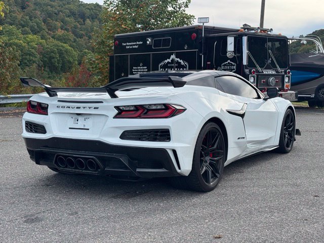 Used 2023 Chevrolet Corvette Z06 w/ Battery Protection Package RWD image 7