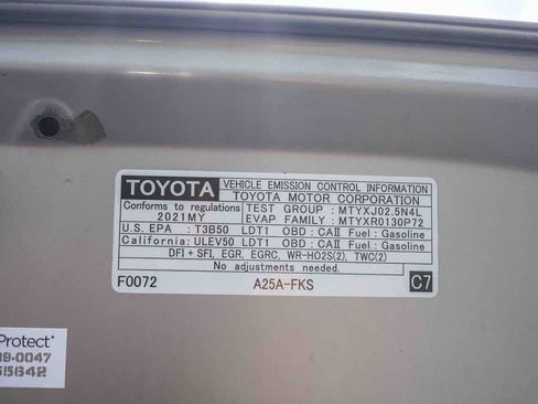 Used 2021 Toyota RAV4 LE w/ Carpet Mat Package (TMS) FWD image 25