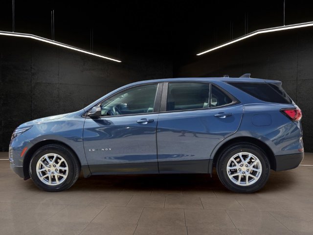 Used 2024 Chevrolet Equinox LS FWD image 4