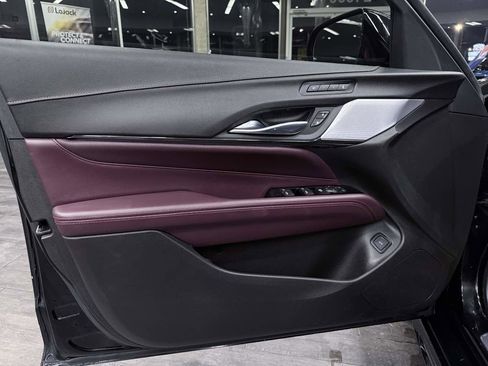 Used 2022 Cadillac CT4 V w/ Navigation Package image 30