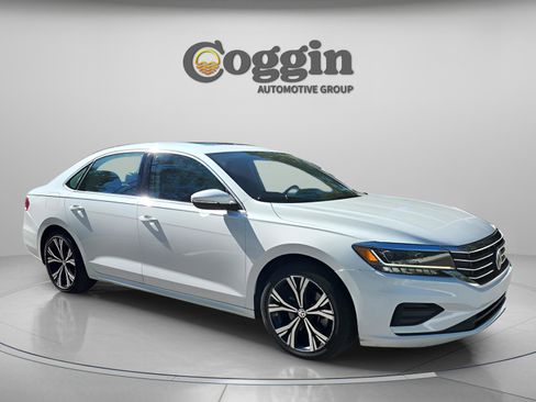 Used 2022 Volkswagen Passat 2.0T SE image 6