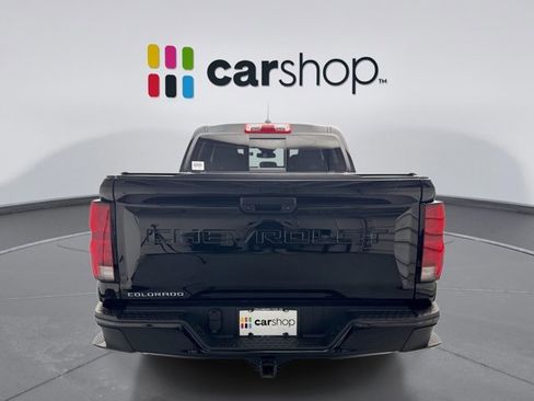 Used 2023 Chevrolet Colorado Z71 w/ Z71 Convenience Package 2 AWD/4WD image 4