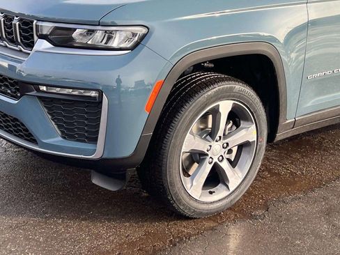New 2026 Jeep Grand Cherokee L Limited image 3