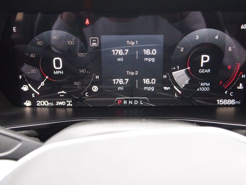 Used 2023 GMC Canyon AT4X w/ Edition 1 image 21