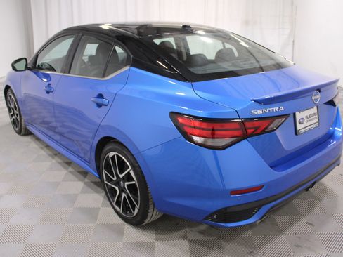 Used 2024 Nissan Sentra SR w/ SR Premium Package image 29