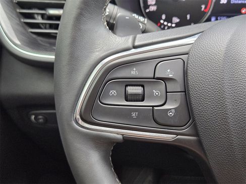 Used 2023 Buick Envision Essence image 25