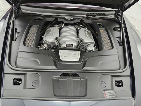 Used 2012 Bentley Mulsanne RWD image 16