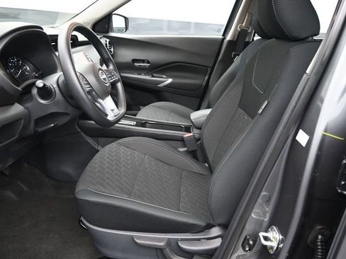 Certified 2024 Nissan Kicks SV w/ Exterior Package image 14