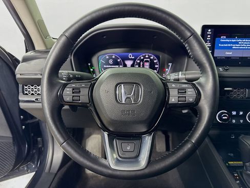 Used 2025 Honda Accord Touring image 12