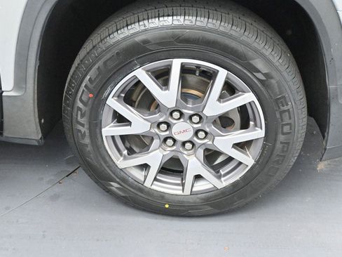 Used 2020 GMC Acadia SLT FWD image 36