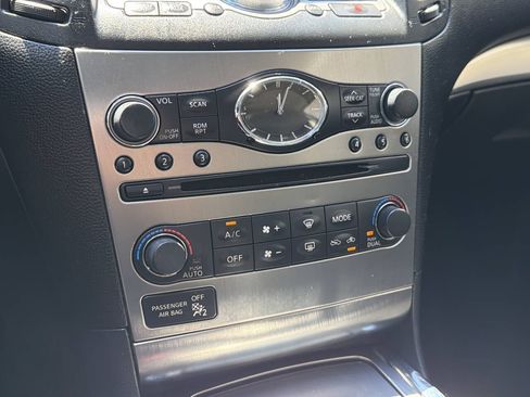 Used 2011 INFINITI G37 x Coupe w/ Premium Pkg AWD/4WD image 23
