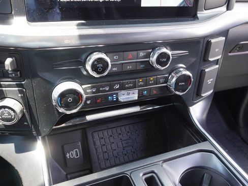 Used 2025 Ford F150 Raptor AWD/4WD image 21