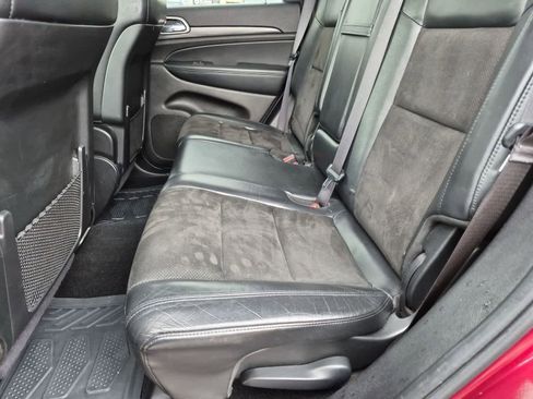 Certified 2019 Jeep Grand Cherokee Altitude AWD/4WD image 21