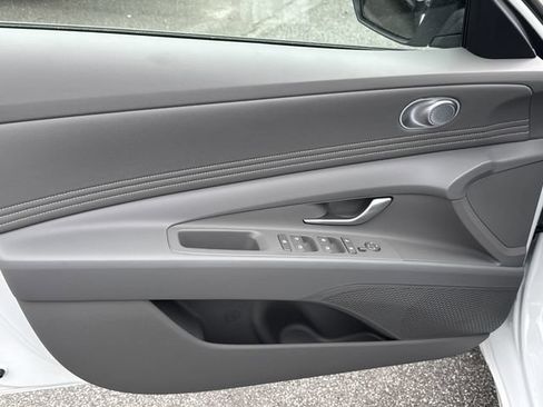 New 2026 Hyundai Elantra Sport FWD image 12