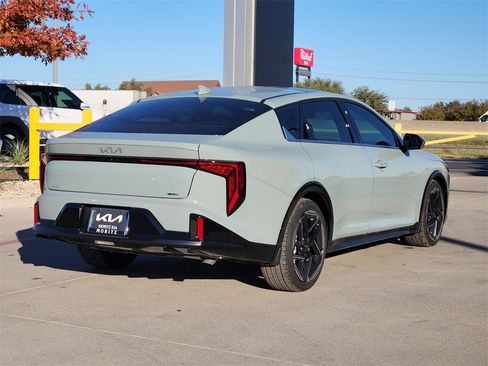 New 2025 Kia K4 GT-Line w/ GT-Line Sunroof Package image 4