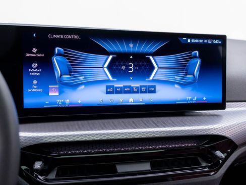Certified 2025 BMW 430i xDrive AWD/4WD image 27