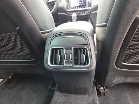 Used 2022 Maserati Levante GT image 31