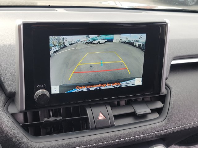 Used 2025 Toyota RAV4 XLE w/ Convenience Package AWD/4WD image 12