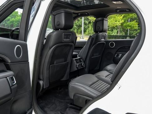 Used 2023 Land Rover Discovery HSE R-Dynamic AWD/4WD image 53