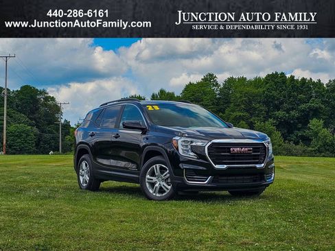 Used 2023 GMC Terrain SLE w/ Driver Convenience Package AWD/4WD image 1
