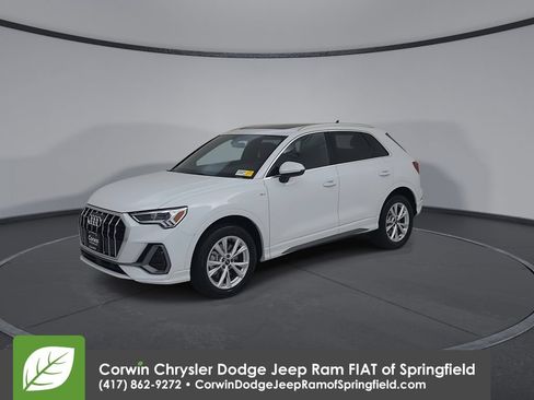 Used 2025 Audi Q3 2.0T Premium AWD/4WD image 7