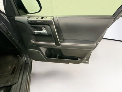Used 2024 Toyota 4Runner TRD Off-Road Premium w/ Moonroof Package AWD/4WD image 33
