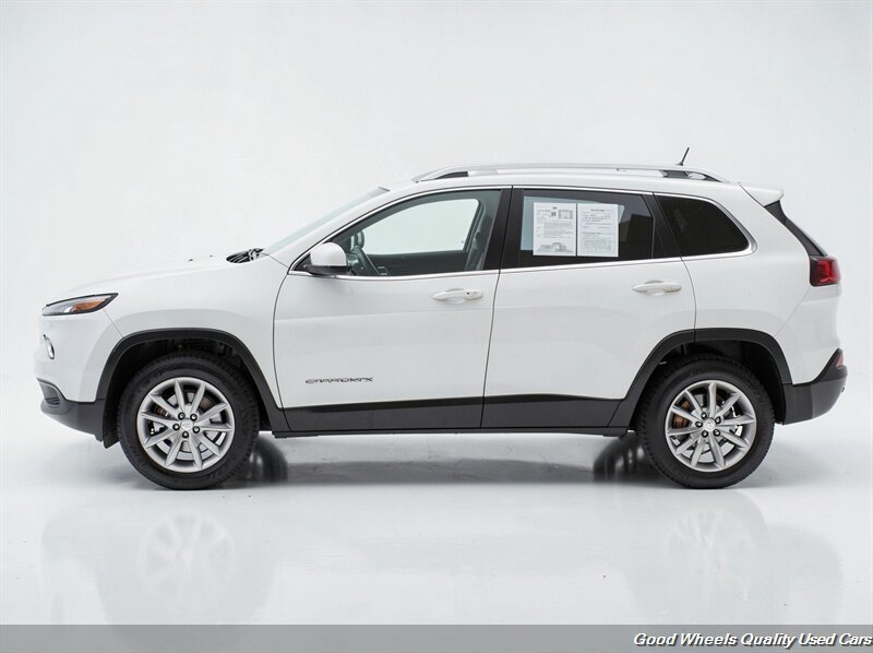 Used 2018 Jeep Cherokee Limited AWD/4WD image 8
