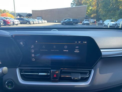 Used 2025 Chevrolet TrailBlazer LT image 18