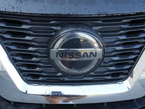 Used 2020 Nissan Rogue S AWD/4WD image 10