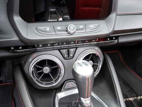 Used 2017 Chevrolet Camaro SS RWD image 56