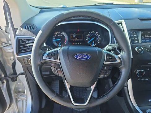 Used 2017 Ford Edge SEL image 14