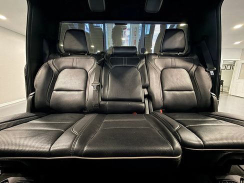 Used 2020 RAM 1500 Limited w/ Black Appearance Package RWD image 19