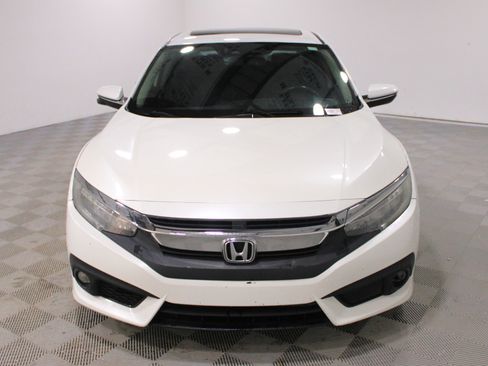 Used 2017 Honda Civic Touring image 31