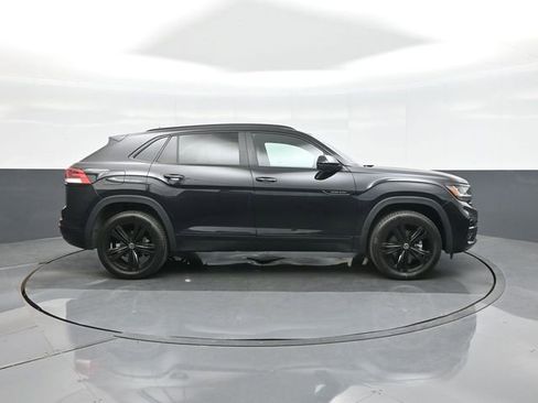 Used 2023 Volkswagen Atlas Cross Sport SEL R-Line image 8