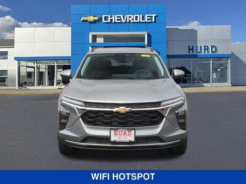 New 2026 Chevrolet Trax LT w/ Driver Confidence Package FWD image 10