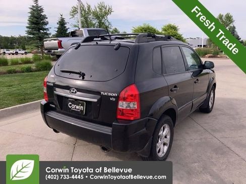 Used 2009 Hyundai Tucson Limited FWD image 3