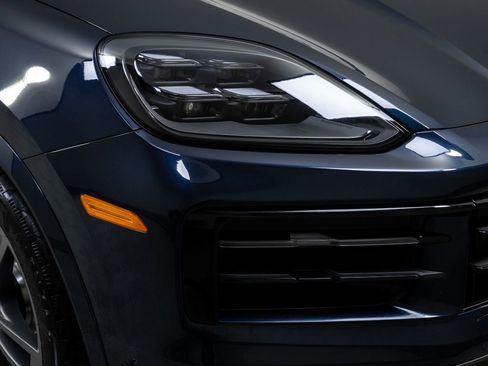 New 2026 Porsche Cayenne Base image 39